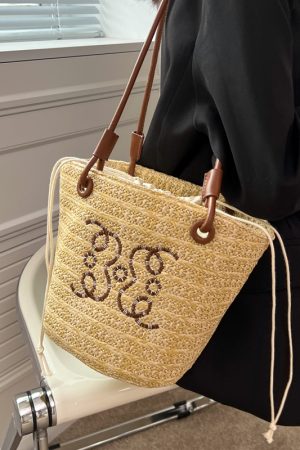 Chic Women's Summer 2025 Beach Straw Woven Shoulder Bucket Bag - Trendy Niche Fashion Accessory