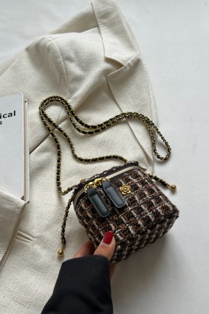 Chic Wool Mini Chain Bag for Women, 2025 Niche Box Design, Versatile Crossbody Bag for Spring and Summer Fashion