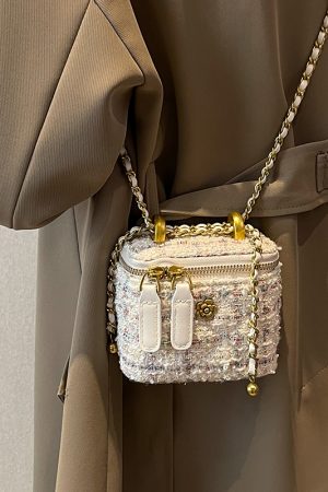 Chic Wool Mini Chain Bag for Women, 2025 Niche Box Design, Versatile Crossbody Bag for Spring and Summer Fashion