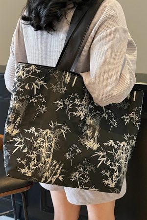 Chinese-Style Embroidered Canvas Tote Bag for Women - Large Capacity Shoulder Bag, Versatile for Class and Commuting