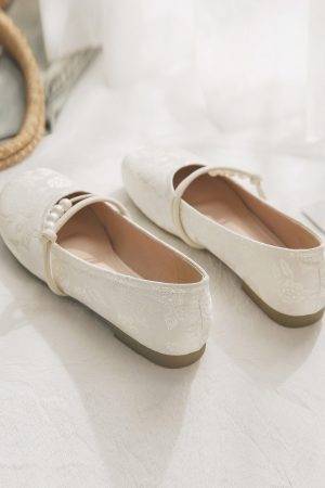 Chinese Style Sheepskin Mary Jane Shoes, Elegant Evening Flats for Women, Exquisite French Design, Perfect with Skirts and Dresses