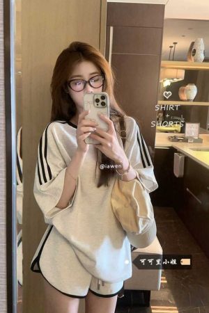 Color-Blocked Stripes Cotton Short Sleeve T-Shirt for Men and Women - Trendy Plus Size Loose Fit American Style Couple Outfit