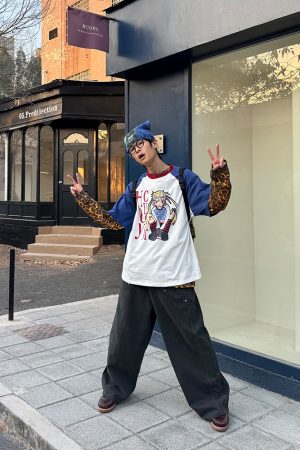 Color-Blocking Anime Graphic Unisex Loose Casual Summer T-Shirt - American Style, Short Sleeve, 90s Inspired Fashion