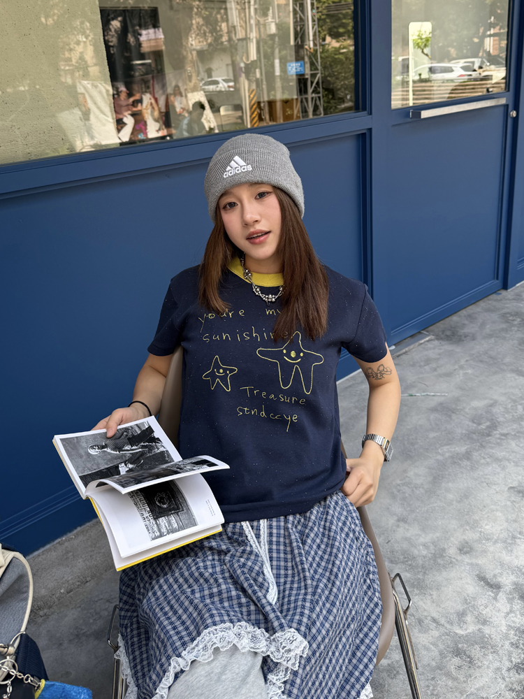 Color Dot Contrast Embroidery Short Sleeve T-Shirt for Women, Summer Round Neck Top, INS Style, Casual Chic Fashion Color Dot Contrast Embroidery Short Sleeve T-Shirt for Women, Summer Round Neck Top, INS Style, Casual Chic Fashion