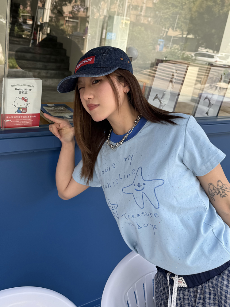 Color Dot Contrast Embroidery Short Sleeve T-Shirt for Women, Summer Round Neck Top, INS Style, Casual Chic Fashion Color Dot Contrast Embroidery Short Sleeve T-Shirt for Women, Summer Round Neck Top, INS Style, Casual Chic Fashion