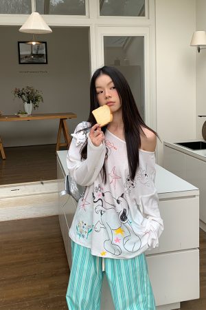 Colorful Printed Off-Shoulder Long Sleeve T-Shirt for Women | Casual Loose Fit Sun Protection Top for Spring & Summer Fashion