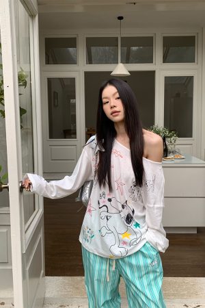 Colorful Printed Off-Shoulder Long Sleeve T-Shirt for Women | Casual Loose Fit Sun Protection Top for Spring & Summer Fashion