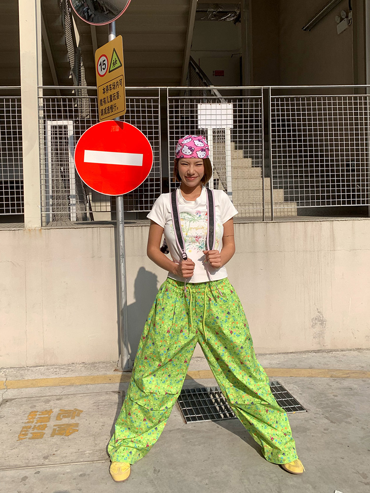 Colorful Retro Wide-Leg Casual Pants for Men and Women – American Style Loose Straight-Leg Work Trousers Colorful Retro Wide-Leg Casual Pants for Men and Women – American Style Loose Straight-Leg Work Trousers