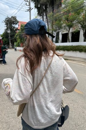 Colorful Yarn Sun Protection Long Sleeve T-Shirt for Men & Women - Summer Loose Fit Casual Top, American Style, Lightweight