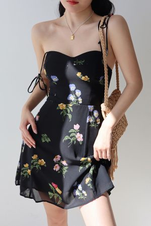 Country Floral Vintage Waist-Tie Spaghetti Strap Dress for Girls - A-Line Short Skirt, American Style Vacation Outfit