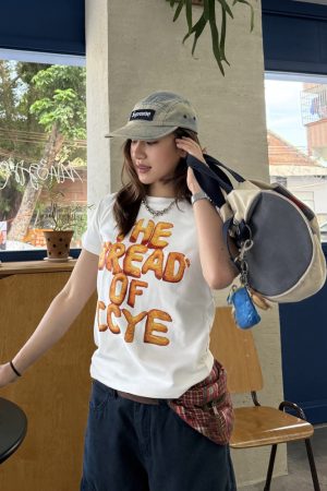 Creative Bread Print Short Sleeve T-Shirt for Women, Slightly Loose Fit, American Style Summer Top, Trendy Casual Wear