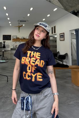 Creative Bread Print Short Sleeve T-Shirt for Women, Slightly Loose Fit, American Style Summer Top, Trendy Casual Wear
