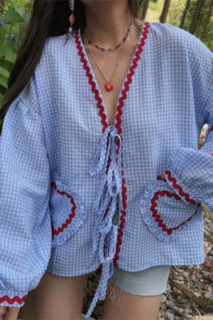 Custom Checkered Lantern Sleeve Vacation Shirt with Heart Pocket - Australian Style, Trendy Strap Design for Summer Fashion