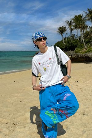 Custom Summer Undersea Animal Minimalist Letter Round Neck T-Shirt for Men and Women - Loose Casual Style, Perfect for 90s and Y2K Fashion