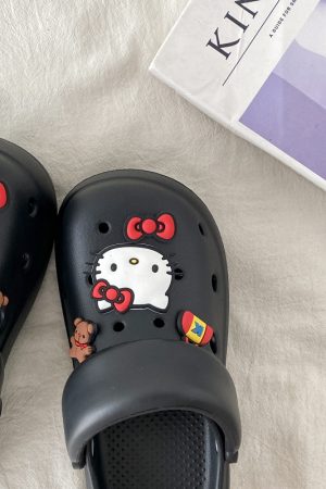 Cute Kitty Cat Hole Shoes for Women - Summer 2025 Thick Bottom Non-Slip Closed-Toe Slippers for Outdoor Y2K Style