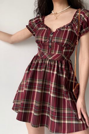Cute Retro V-Neck Puff Sleeve Plaid Dress for Women - High Waist Flared A-Line Skirt, Age-Reducing 90s Inspired Fashion