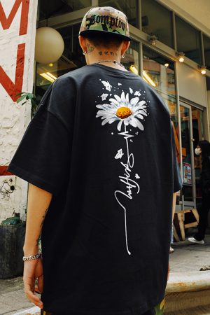 Daisy Print Short Sleeve T-Shirt for Men and Women - 2025 Summer American Streetwear, Trendy Couple Tee, Y2K Style