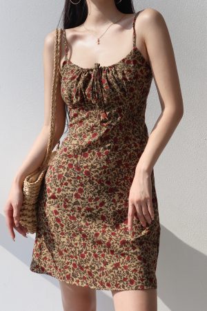 Dark Green Low-Cut Fitted Spaghetti Strap A-Line Dress with French Oil Painting Girl Design - Sexy Slimming Style