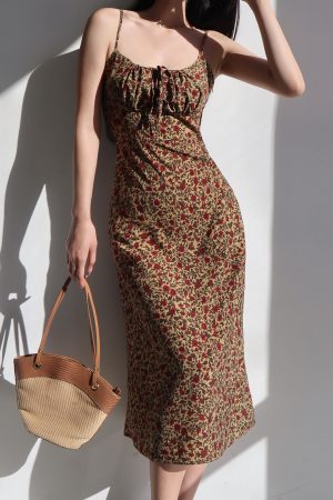 Dark Green Low-Cut Fitted Spaghetti Strap A-Line Dress with French Oil Painting Girl Design - Sexy Slimming Style