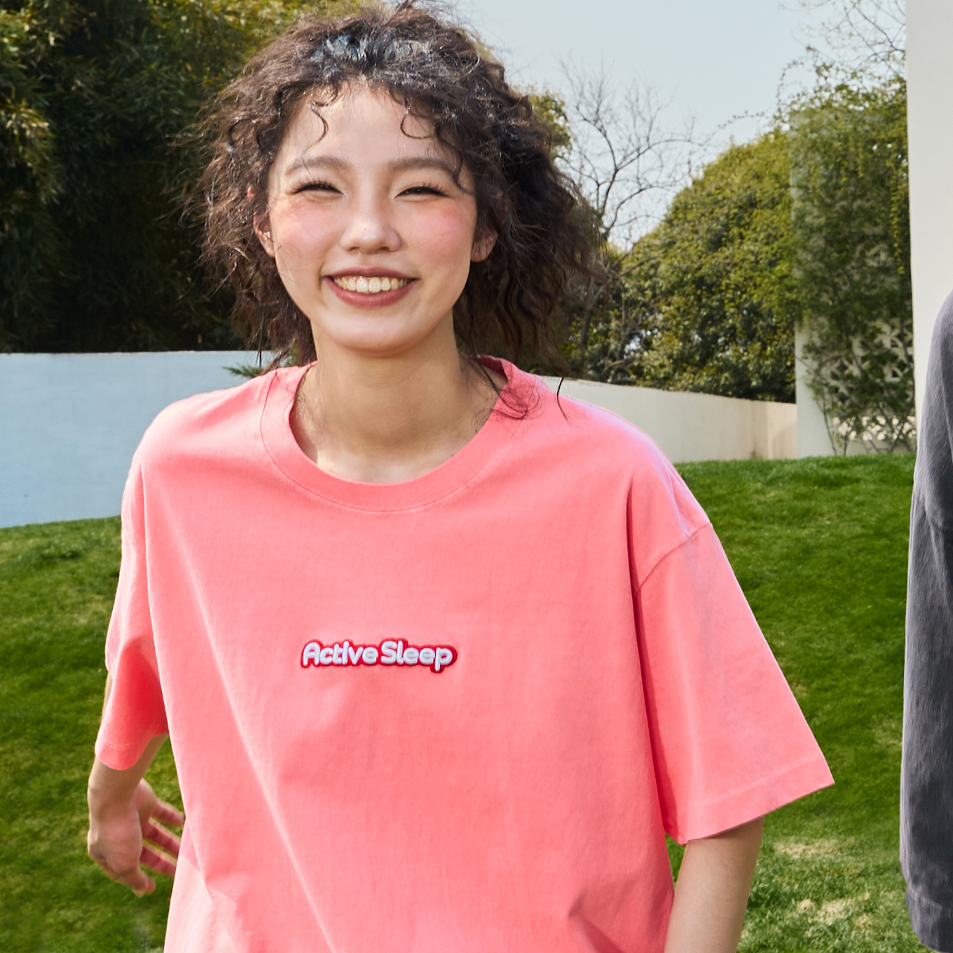 Embroidered Dopamine Letter Short Sleeve T-Shirt - Vintage American Streetwear Unisex 2025 Model, Trendy Retro Style Embroidered Dopamine Letter Short Sleeve T-Shirt - Vintage American Streetwear Unisex 2025 Model, Trendy Retro Style