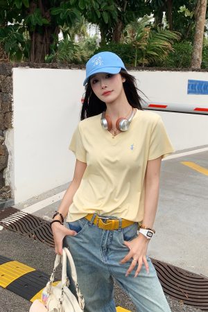 Embroidered V-Neck Short Sleeve T-Shirt for Women - Loose Slimming Casual Top - Versatile Spring Summer Style