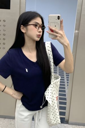 Embroidered V-Neck Short Sleeve T-Shirt for Women - Loose Slimming Casual Top - Versatile Spring Summer Style