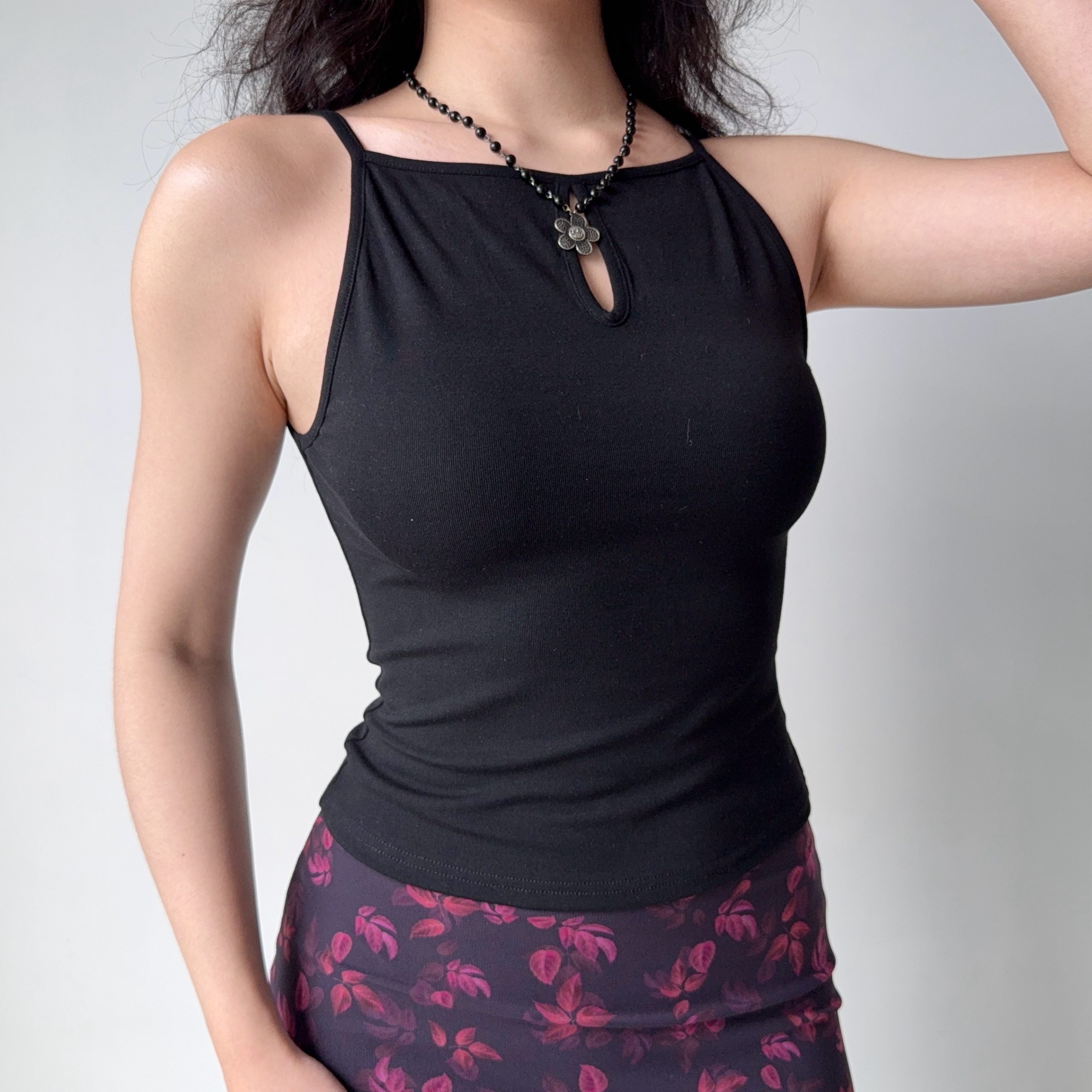 European and American Style Sexy Hollow Out Camisole for Women - Slim Fit Y2K Hot Girl Top European and American Style Sexy Hollow Out Camisole for Women - Slim Fit Y2K Hot Girl Top