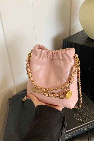 Fashionable Small Bucket Bag for Women - 2025 Spring/Summer Collection, High-End Diamond Pattern, Versatile Crossbody Shoulder Bag