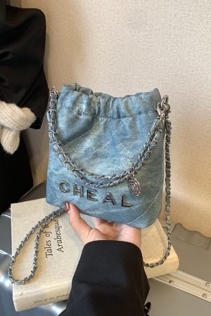 Fashionable Small Bucket Bag for Women - 2025 Spring/Summer Collection, High-End Diamond Pattern, Versatile Crossbody Shoulder Bag