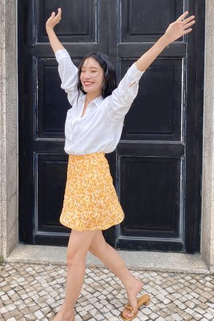 Flattering Yellow Floral A-Line Half-Length Skirt - High-Waisted Short Dress for Women, Sweet French Style, Perfect for Spring