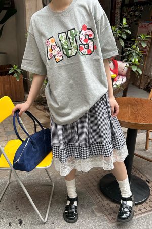 Floral Cactus Morning Glory Embroidered Short Sleeve Loose Unisex T-Shirt - Spring Summer 90s Vintage Style