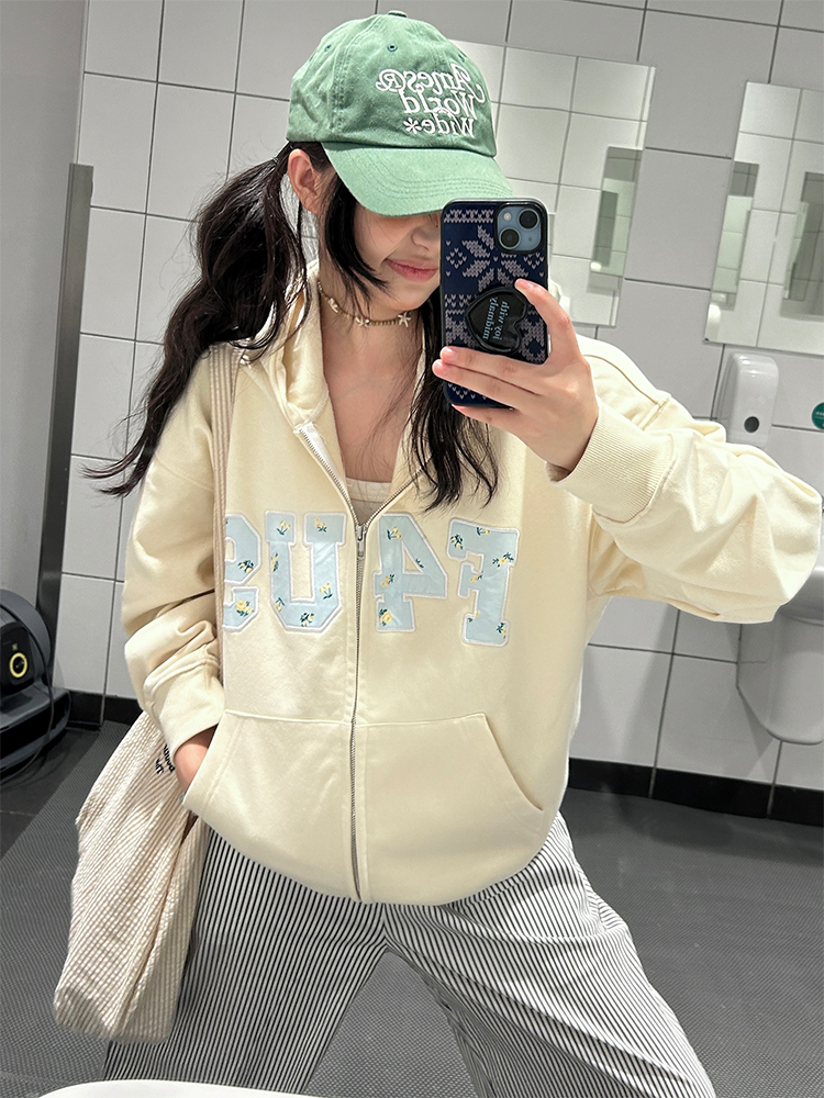 Floral Embroidery Zipper Hoodie Jacket for Couples - Loose Fit Autumn and Winter National Trend Outerwear Floral Embroidery Zipper Hoodie Jacket for Couples - Loose Fit Autumn and Winter National Trend Outerwear