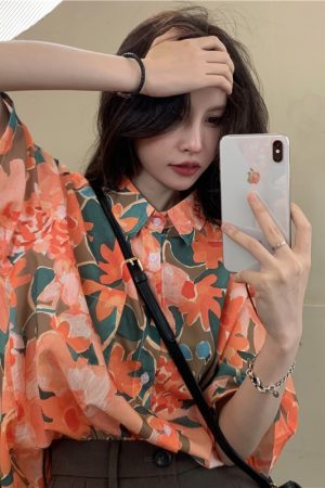 Floral Hawaiian Short Sleeve Shirt for Women - Retro Loose Top in Hong Kong Style - Trendy Fairy Girl Aesthetic
