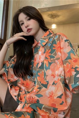 Floral Hawaiian Short Sleeve Shirt for Women - Retro Loose Top in Hong Kong Style - Trendy Fairy Girl Aesthetic