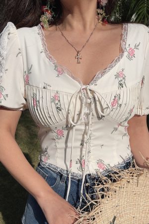 Floral Lace Trim Puff Sleeve Top - DIY 2025 Spring/Summer French Romantic Style, Waist-Cinched, Short Sleeve