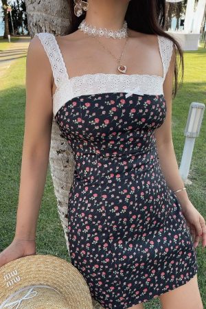 Floral Lace Trim Square Neck Slimming Camisole Dress - Handmade 2025 Spring/Summer Vacation Style, Perfect for 90s & Y2K Fashion