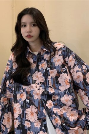 Floral Long Sleeve Beach Shirt for Women - Vintage Hawaiian Style Loose Top for Spring 2025 - Trendy Casual Wear