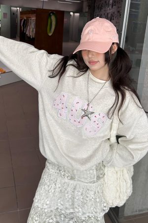Floral Patch Embroidery Pullover Sweatshirt for Couples - Loose Fit Round Neck, Spring Autumn Style, National Trend Fashion
