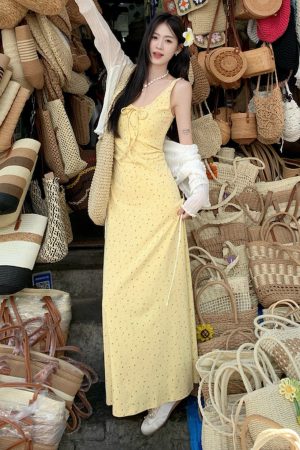 Floral Print Cami Long Dress for Women, Low Neckline and Bow Tie, Fresh Healing Style, Perfect for Summer, Boho Chic Fashion