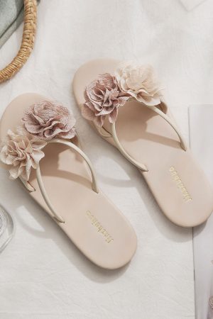 Floral Sheepskin Skirt and Sandal Set for Women - 2025 Summer Outdoor Fashion, Versatile French Style Ensemble