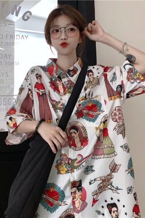 Floral Short Sleeve Shirt for Women - Hawaiian Beach Top, Retro Hong Kong Style, Loose Fit, Summer Fashion Essential