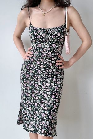 Floral Spaghetti Strap Dress for Women - Summer Vacation Beach Bodycon Dress with Waist-Defined Silhouette - European & American Style