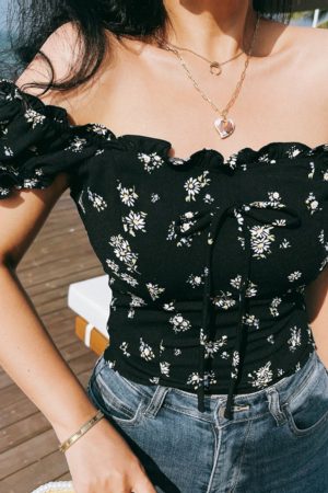 Floral Square-Neck Puff Sleeve Shirt - Retro French Style Short Sleeve Vacation Top for Women - 2025 Spring/Summer Collection