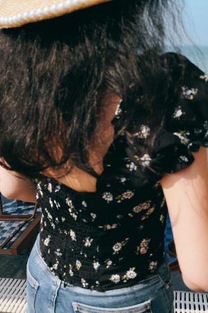 Floral Square-Neck Puff Sleeve Shirt - Retro French Style Short Sleeve Vacation Top for Women - 2025 Spring/Summer Collection