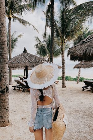 French Retro Deep V-Neck Hollow Back Lace Top - Super Sexy Spring-Summer Vacation Blouse