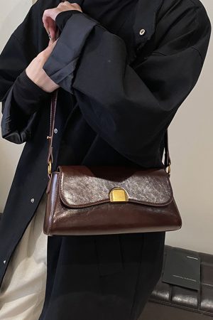 French Retro Oil Wax Leather Underarm Bag for Women - Spring/Summer 2025 Small Shoulder Crossbody Bag, Niche Fashion Accessory