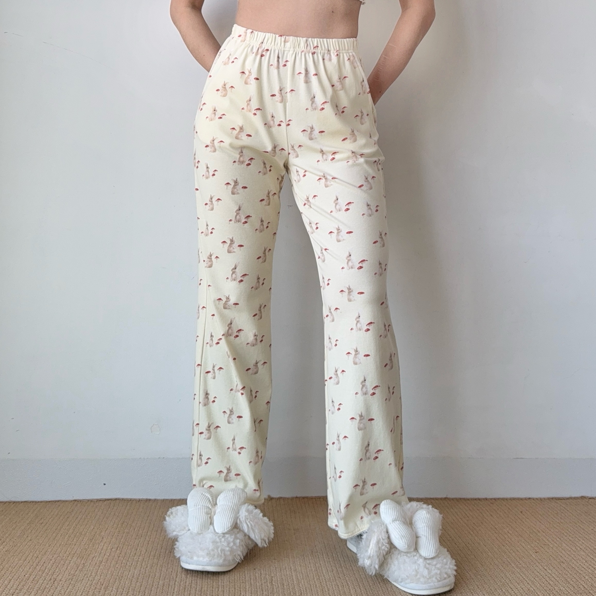 French Sweet Bunny Print Cami Pajama Cardigan and Shorts Loungewear Set for Women – Cute and Comfy Sleepwear Outfit French Sweet Bunny Print Cami Pajama Cardigan and Shorts Loungewear Set for Women – Cute and Comfy Sleepwear Outfit