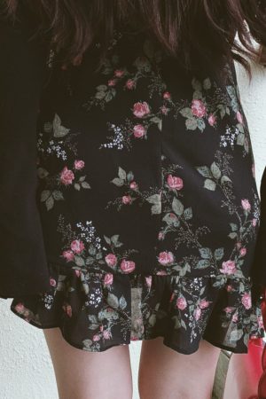 French Vintage Floral Ruffled High-Waisted A-Line Mini Skirt for Spring/Summer 2025 - Chic 90s Inspired Fashion