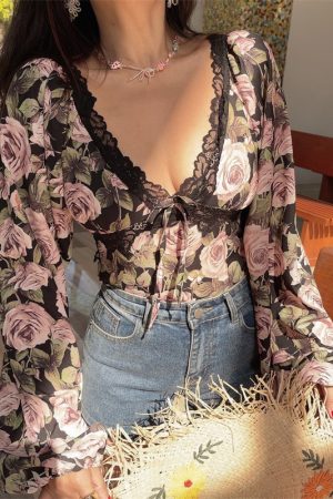 French Vintage Floral V-Neck Lantern Sleeve Blouse - Handmade Spring/Summer 2025, Waist-Cinched Vacation Top