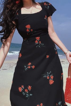 French Vintage Flowy Sleeve Black Waist-Cinching Bodycon Long Dress for Women - 2024 Spring/Summer Vacation Style